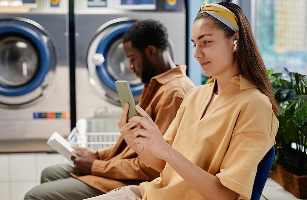 service-24-hour-laundromat-pickup-delivery-laundry-wash-fold-dry-cleaners-26